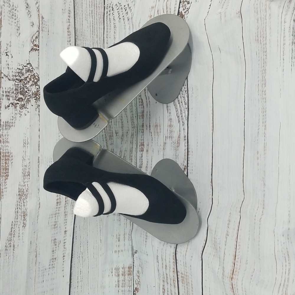 Black 2 Strap Cato Heels - Picture 3 of 9